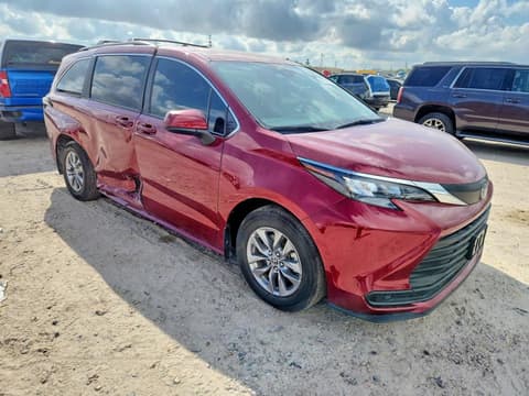 2024 Toyota Sienna, VIN 5TDKRKEC8RS218937. Фото 4 з 6 з аукціону Copart. Каталог авто зі США OpenDataCar.
