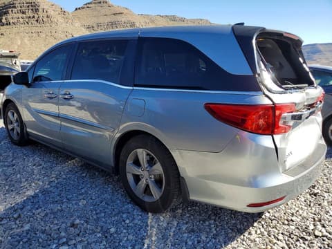 2018 Honda Odyssey, VIN 5FNRL6H79JB018888. Фото 2 з 6 з аукціону Copart. Каталог авто зі США OpenDataCar.