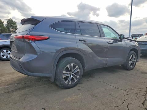 2021 Toyota Highlander, VIN 5TDGZRBH2MS154000. Фото 3 з 6 з аукціону Copart. Каталог авто зі США OpenDataCar.