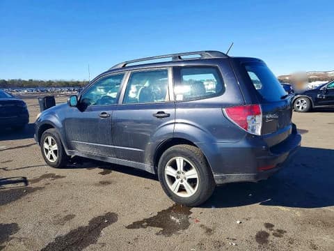 2010 Subaru Forester, VIN JF2SH6BC4AH772341. Фото 2 з 6 з аукціону Copart. Каталог авто зі США OpenDataCar.
