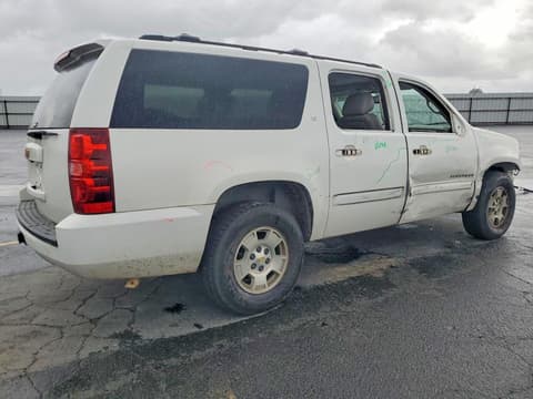 2014 Chevrolet Suburban, VIN 1GNSCJE08ER230555. Фото 3 з 6 з аукціону Copart. Каталог авто зі США OpenDataCar.