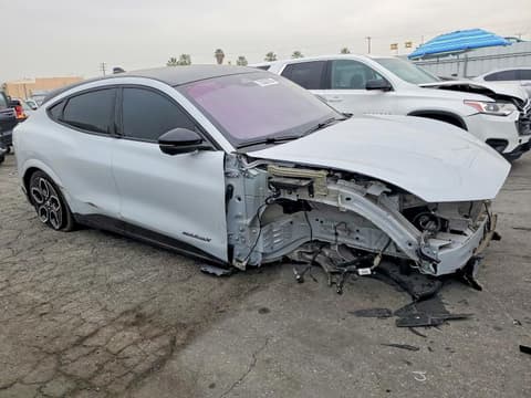 2023 Ford Mustang Mach-E, VIN 3FMTK4SE1PMA38699. Фото 4 з 6 з аукціону Copart. Каталог авто зі США OpenDataCar.