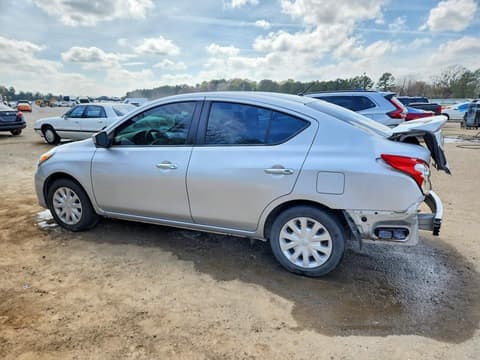 2019 Nissan Versa, VIN 3N1CN7AP2KL834430. Фото 2 з 6 з аукціону Copart. Каталог авто зі США OpenDataCar.