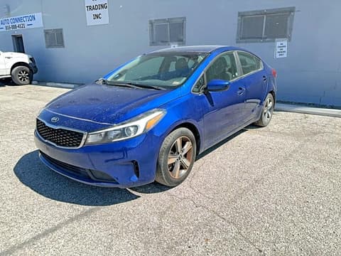 2018 Kia Forte, VIN 3KPFL4A73JE173623. Фото 2 з 6 з аукціону Copart. Каталог авто зі США OpenDataCar.
