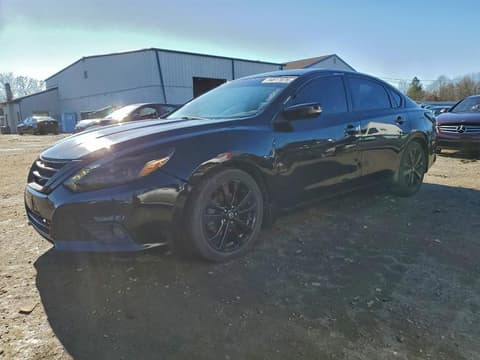 2017 Nissan Altima, VIN 1N4AL3AP2HC169588. Фото 1 з 6 з аукціону Copart. Каталог авто зі США OpenDataCar.