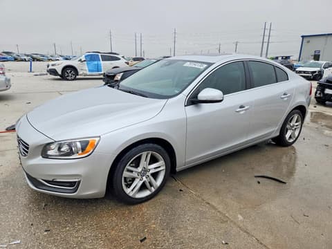 2015 Volvo S60, VIN YV140MFKXF1346152. Фото 1 з 6 з аукціону Copart. Каталог авто зі США OpenDataCar.