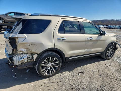 2017 Ford Explorer, VIN 1FM5K8HT5HGB44431. Фото 3 з 6 з аукціону Copart. Каталог авто зі США OpenDataCar.