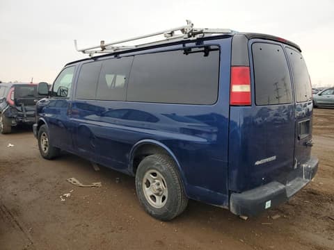 2004 Chevrolet Express 1500, VIN 1GNFG15T741206387. Фото 2 з 6 з аукціону Copart. Каталог авто зі США OpenDataCar.