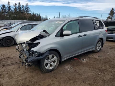 2019 Toyota Sienna, VIN 5TDZZ3DCXKS976225. Фото 1 з 6 з аукціону Copart. Каталог авто зі США OpenDataCar.