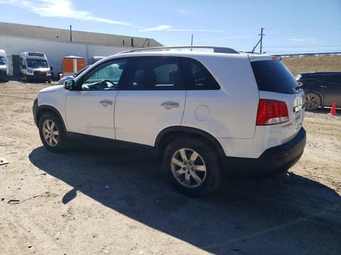 2011 Kia Sorento, VIN 5XYKT3A11BG172057. Фото 2 з 6 з аукціону Copart. Каталог авто зі США OpenDataCar.