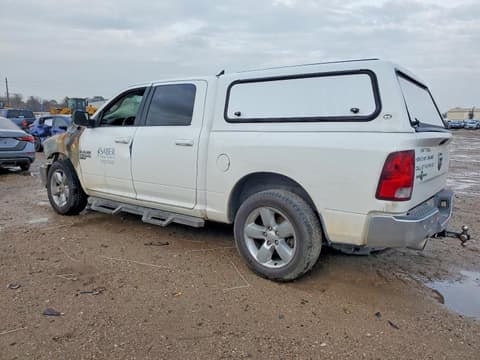 2019 Ram 1500, VIN 1C6RR6LT0KS564221. Zdjęcie 2 z 6 z aukcji Copart. Katalog aut z USA OpenDataCar.