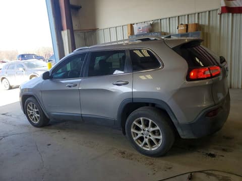 2018 Jeep Cherokee, VIN 1C4PJLLBXJD519223. Фото 2 з 6 з аукціону Copart. Каталог авто зі США OpenDataCar.