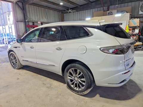 2022 Buick Enclave Avenir, VIN 5GAERDKW1NJ102821. Фото 2 з 6 з аукціону Copart. Каталог авто зі США OpenDataCar.