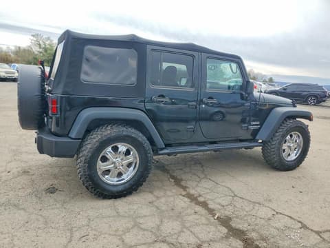 2015 Jeep Wrangler Unlimited, VIN 1C4BJWDGXFL581479. Фото 3 з 6 з аукціону Copart. Каталог авто зі США OpenDataCar.