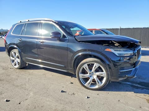 2018 Volvo XC90, VIN YV4A22PK7J1357279. Фото 4 з 6 з аукціону Copart. Каталог авто зі США OpenDataCar.
