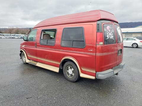 1997 Chevrolet Express 1500, VIN 1GBFG15R9V1062716. Фото 2 з 6 з аукціону Copart. Каталог авто зі США OpenDataCar.