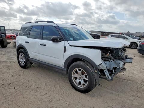 2021 Ford Bronco Sport, VIN 3FMCR9A6XMRA62162. Фото 4 з 6 з аукціону Copart. Каталог авто зі США OpenDataCar.