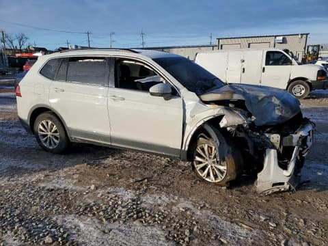 2020 Volkswagen Tiguan, VIN 3VV3B7AX1LM019431. Zdjęcie 4 z 6 z aukcji Copart. Katalog aut z USA OpenDataCar.