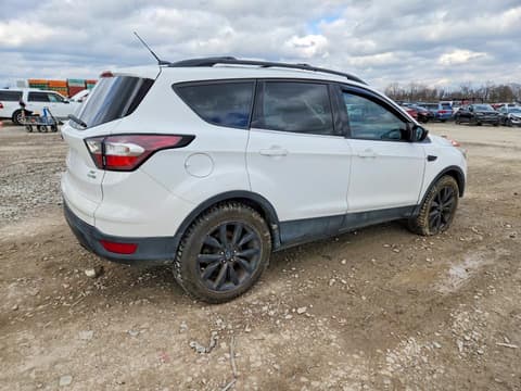 2017 Ford Escape, VIN 1FMCU9GD5HUC75992. Фото 3 з 6 з аукціону Copart. Каталог авто зі США OpenDataCar.