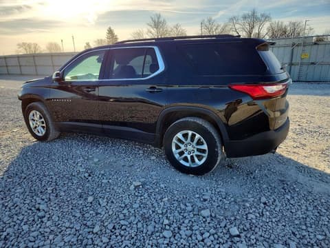 2019 Chevrolet Traverse, VIN 1GNEVMKW5KJ241931. Фото 2 з 6 з аукціону Copart. Каталог авто зі США OpenDataCar.