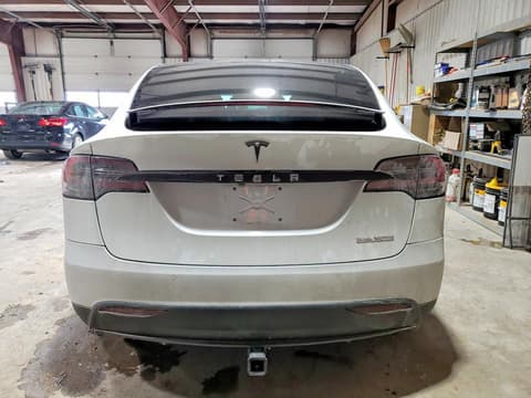 2019 Tesla Model X, VIN 5YJXCAE41KF195943. Zdjęcie 6 z 6 z aukcji Copart. Katalog aut z USA OpenDataCar.