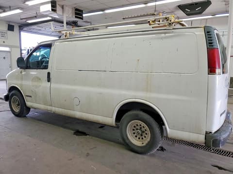 2000 Chevrolet Express G1500, VIN 1GCEG15M3Y1118276. Фото 2 з 6 з аукціону Copart. Каталог авто зі США OpenDataCar.