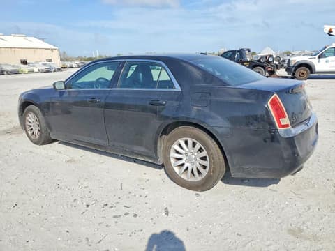 2014 Chrysler 300, VIN 2C3CCAAG4EH328342. Фото 2 з 6 з аукціону Copart. Каталог авто зі США OpenDataCar.