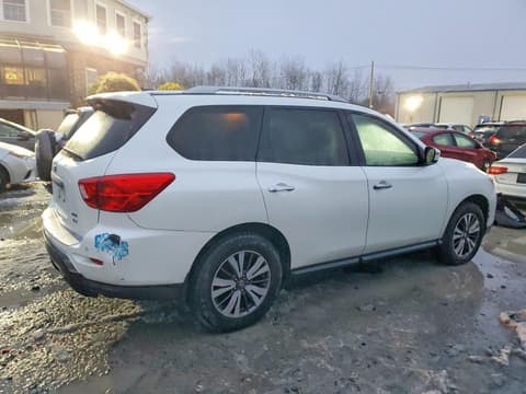 2017 Nissan Pathfinder, VIN 5N1DR2MMXHC6Y7216. Фото 3 з 6 з аукціону Copart. Каталог авто зі США OpenDataCar.