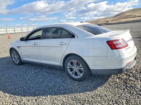 2014 Ford Taurus, VIN 1FAHP2H84EG137063. Фото 2 з 6 з аукціону Copart. Каталог авто зі США OpenDataCar.