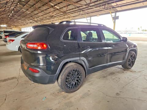 2018 Jeep Cherokee, VIN 1C4PJMDX8JD579730. Фото 3 из 6 с аукциона Copart. Каталог авто из США OpenDataCar.