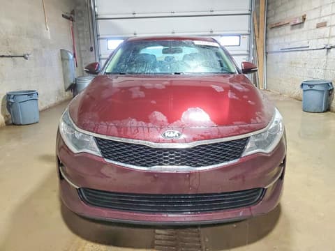 2016 Kia Optima, VIN 5XXGT4L35GG111817. Фото 5 з 6 з аукціону Copart. Каталог авто зі США OpenDataCar.