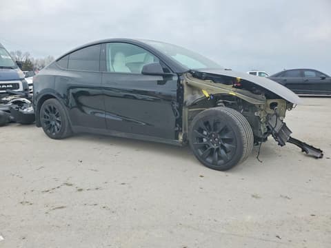 2025 Tesla Model Y, VIN 7SAYGDEE3SA362564. Фото 4 з 6 з аукціону Copart. Каталог авто зі США OpenDataCar.