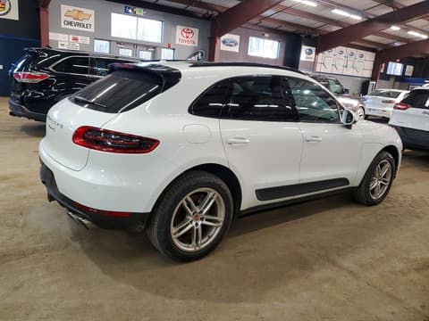 2017 Porsche Macan, VIN WP1AB2A5XHLB14407. Фото 3 из 6 с аукциона Copart. Каталог авто из США OpenDataCar.