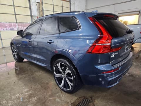 2025 Volvo XC60, VIN YV4M12RMXS1118194. Фото 2 з 6 з аукціону Copart. Каталог авто зі США OpenDataCar.