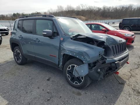 2016 Jeep Renegade, VIN ZACCJBCT5GPC87884. Фото 4 из 6 с аукциона Copart. Каталог авто из США OpenDataCar.