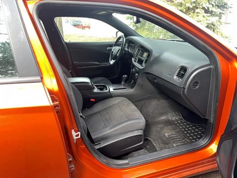 2011 Dodge Charger, VIN 2B3CL3CG1BH585055. Фото 5 з 6 з аукціону Copart. Каталог авто зі США OpenDataCar.