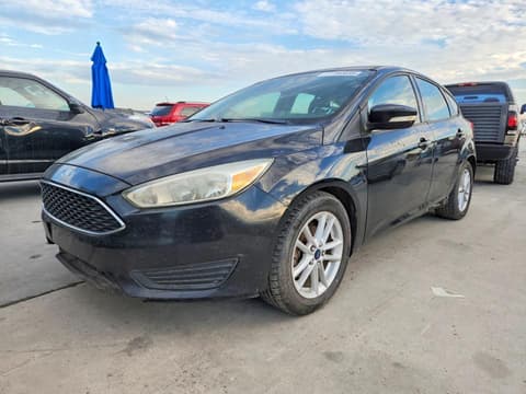 2015 Ford Focus, VIN 1FADP3K2XFL270556. Фото 1 з 6 з аукціону Copart. Каталог авто зі США OpenDataCar.