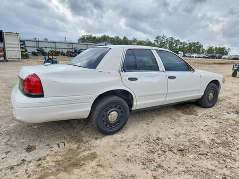 2003 Ford Crown Victoria, VIN 2FAFP71WX3X174574. Фото 3 з 6 з аукціону Copart. Каталог авто зі США OpenDataCar.