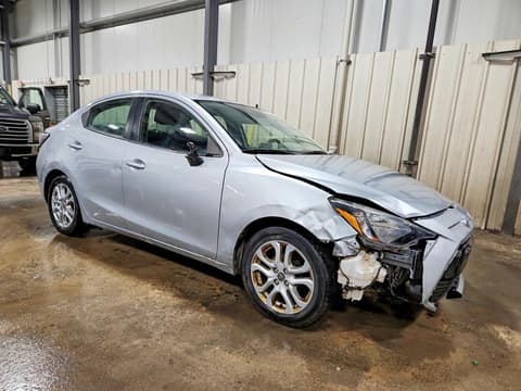 2018 Toyota Yaris, VIN 3MYDLBYV0JY325521. Фото 4 з 6 з аукціону Copart. Каталог авто зі США OpenDataCar.