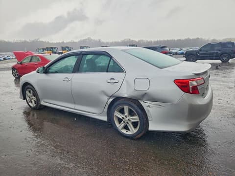 2014 Toyota Camry, VIN 4T1BF1FK6EU454626. Фото 2 з 6 з аукціону Copart. Каталог авто зі США OpenDataCar.