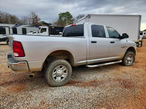 2015 Ram 2500, VIN 3C6UR5CLXFG528506. Фото 3 з 6 з аукціону Copart. Каталог авто зі США OpenDataCar.