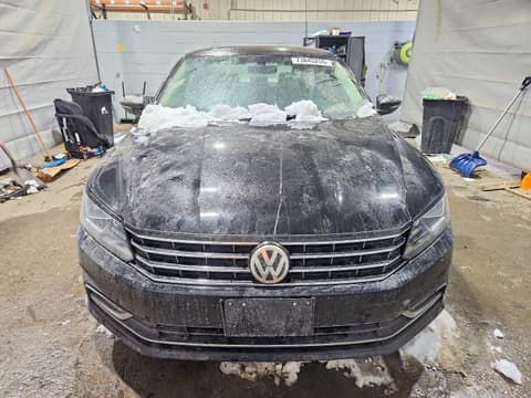 2016 Volkswagen Passat, VIN 1VWBS7A35GC020786. Фото 5 з 6 з аукціону Copart. Каталог авто зі США OpenDataCar.