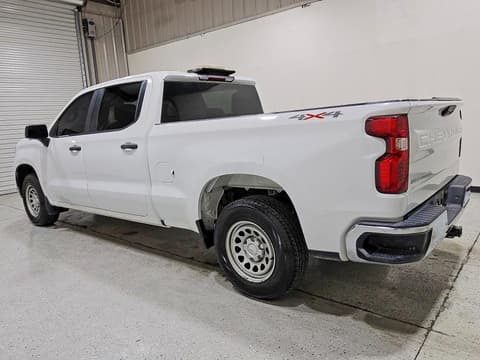 2023 Chevrolet Silverado, VIN 3GCUDAEDXPG133894. Zdjęcie 2 z 6 z aukcji Copart. Katalog aut z USA OpenDataCar.