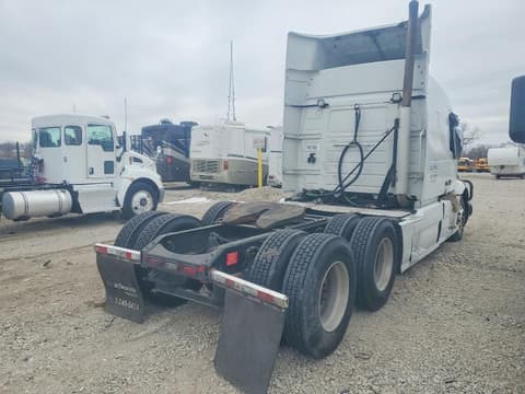 2020 Volvo VNR, VIN 4V4WC9EH1LN219288. Фото 4 из 6 с аукциона Copart. Каталог авто из США OpenDataCar.