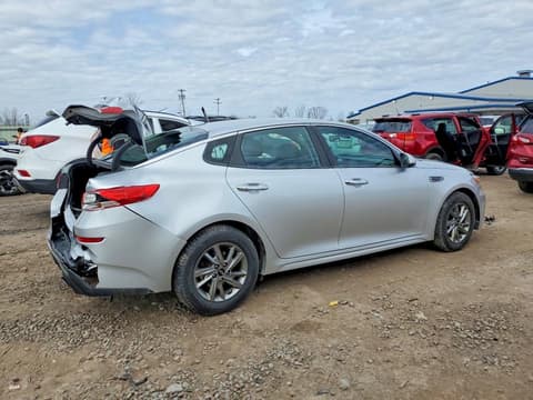 2019 Kia Optima, VIN 5XXGT4L31KG310095. Фото 3 з 6 з аукціону Copart. Каталог авто зі США OpenDataCar.