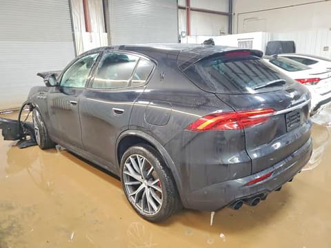 2023 Maserati Grecale, VIN ZN682AVM2P7426514. Фото 2 из 6 с аукциона Copart. Каталог авто из США OpenDataCar.