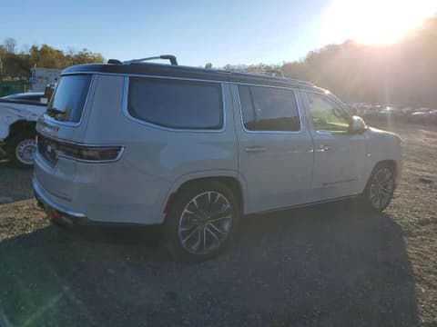 2022 Jeep Grand Wagoneer, VIN 1C4SJVGJ3NS141643. Фото 3 из 6 с аукциона Copart. Каталог авто из США OpenDataCar.