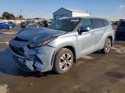 2022 Toyota Highlander, VIN 5TDGZRBH0NS169497. Фото 1 з 6 з аукціону Copart. Каталог авто зі США OpenDataCar.