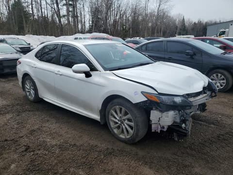 2021 Toyota Camry, VIN 4T1G11AK9MU581929. Фото 4 з 6 з аукціону Copart. Каталог авто зі США OpenDataCar.