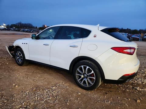 2017 Maserati Levante, VIN ZN661XUA6HX210543. Фото 2 из 6 с аукциона Copart. Каталог авто из США OpenDataCar.